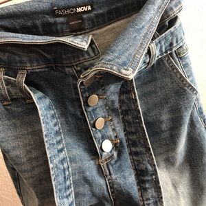 Medium wash Ankle jeans